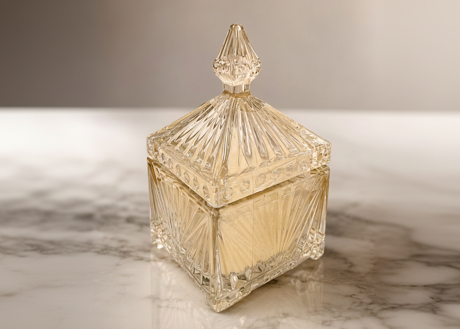 Chateau Heritage Scented Candle